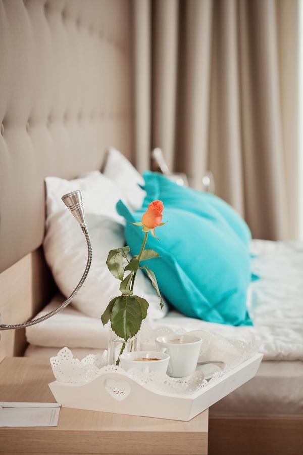 Hotel Versailles Lutsʼk Εξωτερικό φωτογραφία